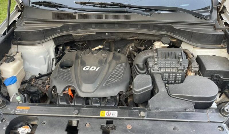 
								Hyundai Santa Fe 2015 Douala full									