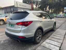 
										Hyundai Santa Fe 2015 Douala full									