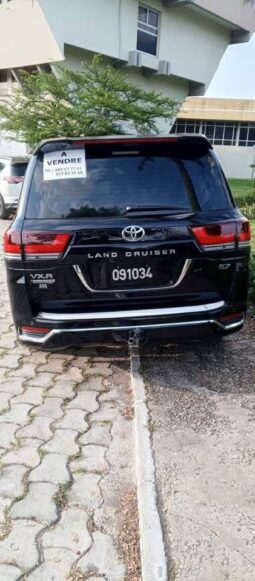 
										Land cruiser V8 XR 2020 Douala full									