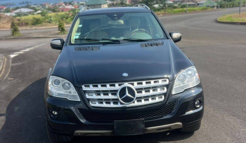 
								Mercedes ML 350 4MATIC 2011 Yaoundé full									