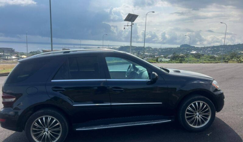 
								Mercedes ML 350 4MATIC 2011 Yaoundé full									