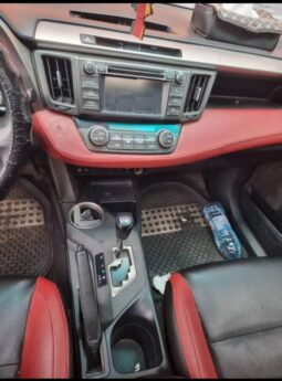 
										Toyota rav4  2015 à vendre Yaoundé full									