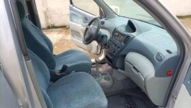 Yaris Verso 2005 occasion Europe Douala