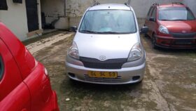 Toyota Yaris Verso 2005 Douala