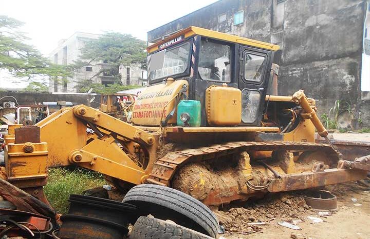 
								Location engin Bulldozer Douala full									