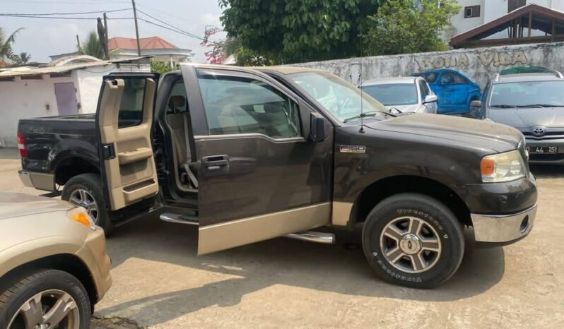 
								FORD F-150  2006 automatique Douala full									