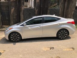 
										HYUNDAI Elantra 2012 occasion Canada Douala full									