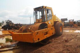 Location engin compacteur Douala