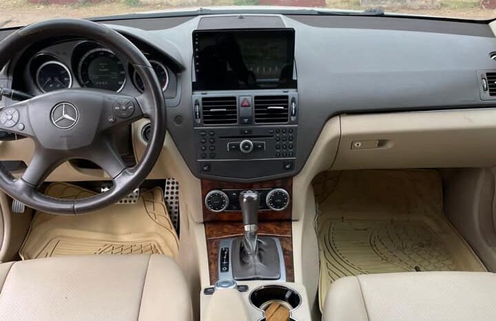 
								Mercedes C300 occasion d’Europe Yaoundé full									