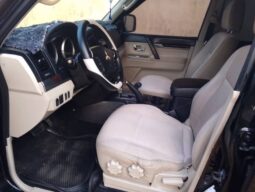 
										Mitsubishi Pajero 2010 occasion Douala full									