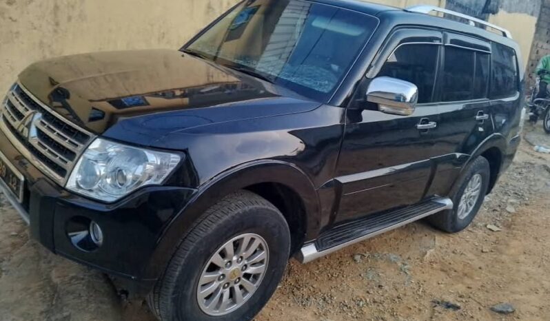 
								Mitsubishi Pajero 2010 occasion Douala full									