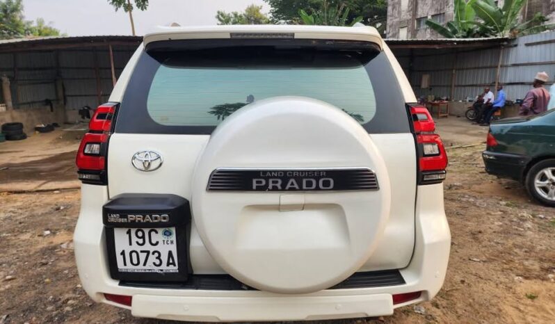 
								Prado Essence v6 2019 Automatique Douala full									