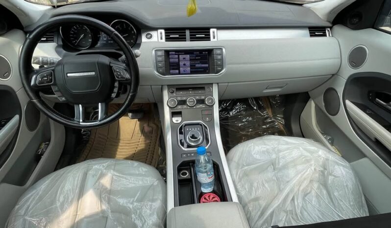 
								Range Rover Evoque 2013 occasion d’Europe Douala full									