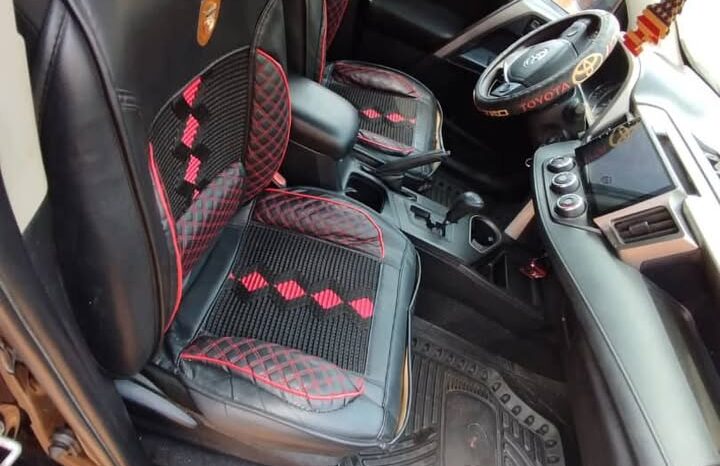 
								Rav4 2016 occasion Yaoundé full									