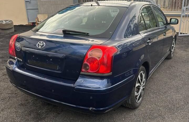 
								TOYOTA AVENSIS 2005 Douala full									