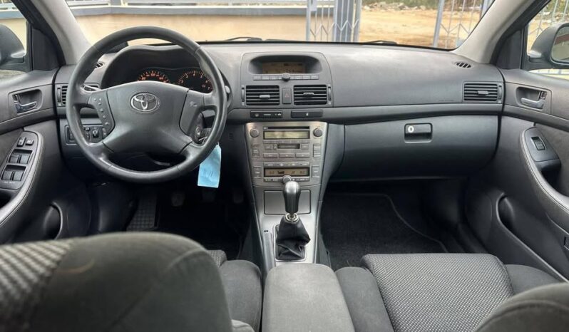 
								TOYOTA AVENSIS 2005 Douala full									
