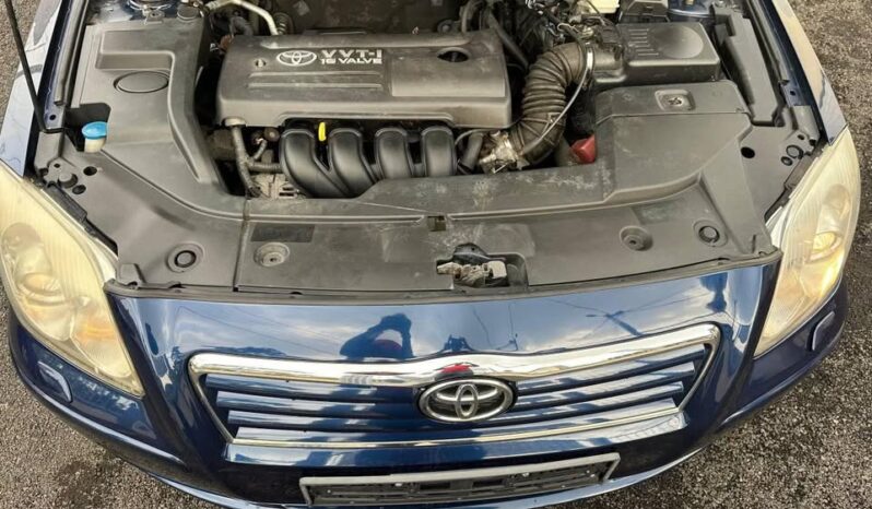 
								TOYOTA AVENSIS 2005 Douala full									