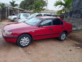 Toyota Carina E occasion Yaoundé