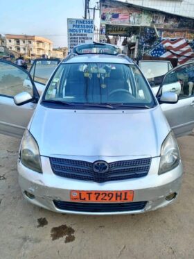 Toyota Corolla verso manuelle Douala