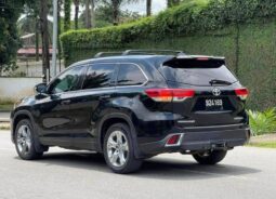 
										Toyota Highlander 2019 Douala full									