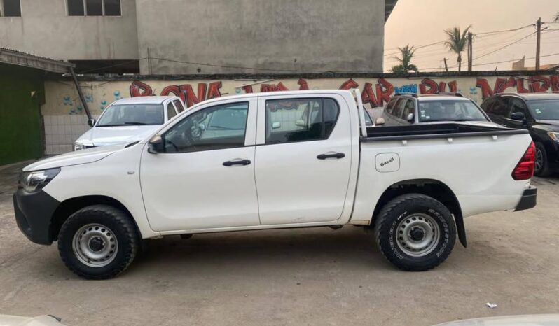 
								Toyota Pick-Up Hilux 2020 Douala full									