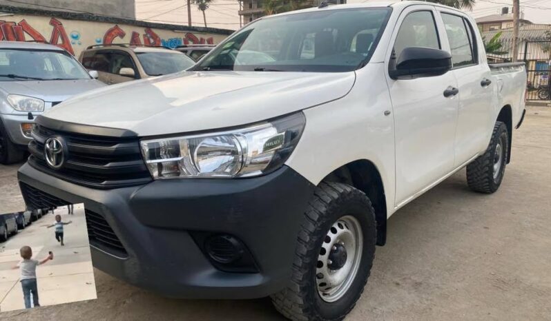 
								Toyota Pick-Up Hilux 2020 Douala full									