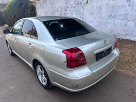 Toyota Avensis Essence Automatique Yaoundé