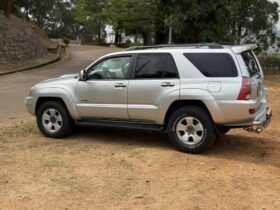 Toyota 4Runner SR5 2005 occasion Europe  Yaoundé 