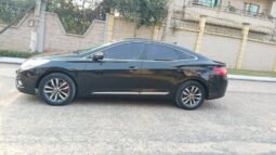 
										Hyundai Grandeur 2015 Douala full									
