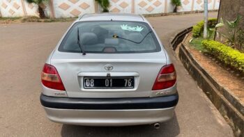 Toyota Avensis 2002 Yaoundé