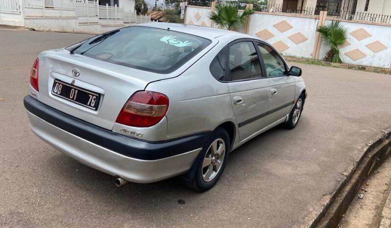 
								Toyota Avensis 2002 Yaoundé full									