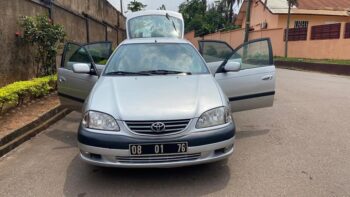 Toyota Avensis 2002 Yaoundé