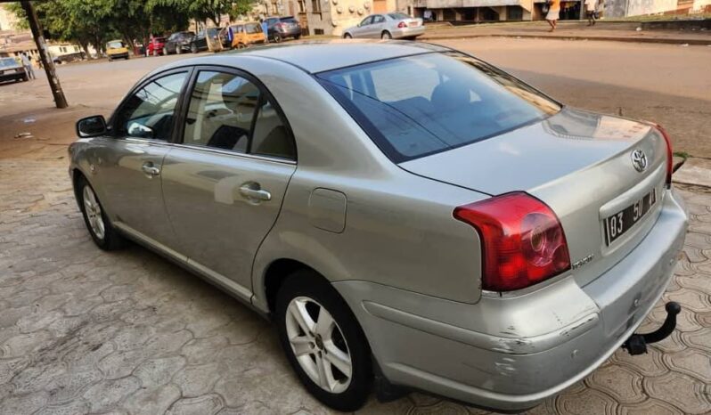 
								Toyota Avensis 2005 Yaoundé full									