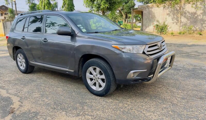 
								Toyota Highlander 2013 occasion Douala full									