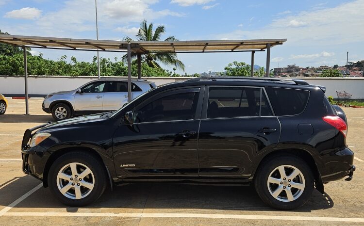 
								RAV4 2006 automatique Yaoundé full									