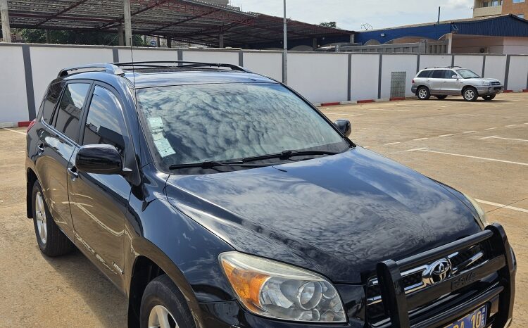 
								RAV4 2006 automatique Yaoundé full									
