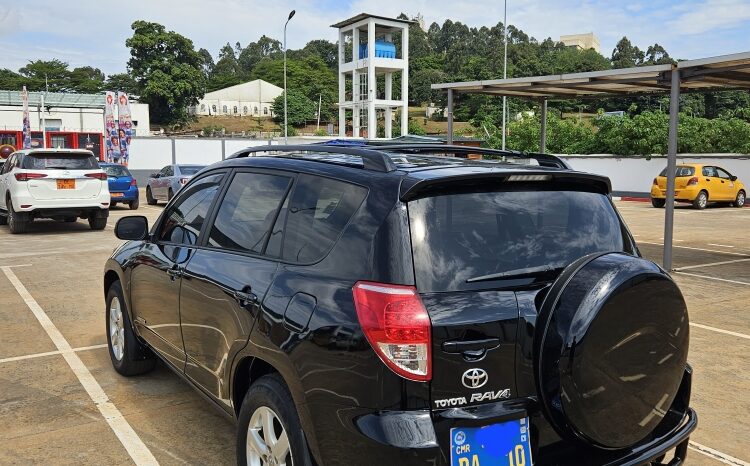 
								RAV4 2006 automatique Yaoundé full									