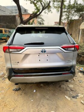 Toyota RAV4 2020 à vendre Douala