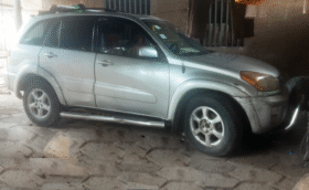 Toyota RAV4 2002 occasion à vendre Garoua