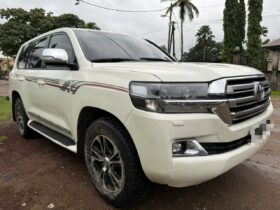 Land Cruiser GXR 2021 à vendre Douala