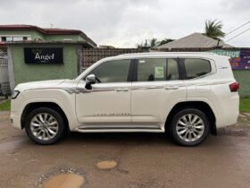 Land cruiser VXR 2022 à vendre Douala