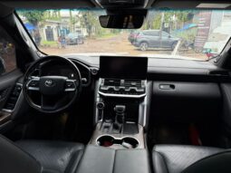 Land cruiser VXR 2022 à vendre Douala full
