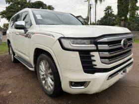 Land cruiser VXR 2022 à vendre Douala