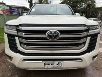 Land cruiser VXR 2022 à vendre Douala