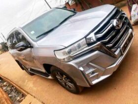Toyota Land Cruiser 2022 révolution 2024 à vendre Yaoundé