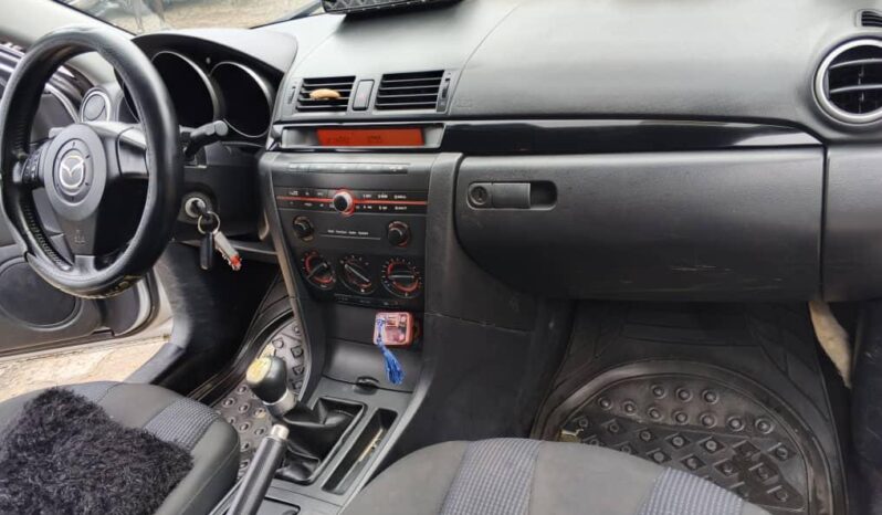 
Mazda 3 Sport 2003 à vendre Douala full									